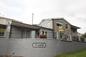 Ty Erw, Ogilvie Terrace, Deri CF81 9JB