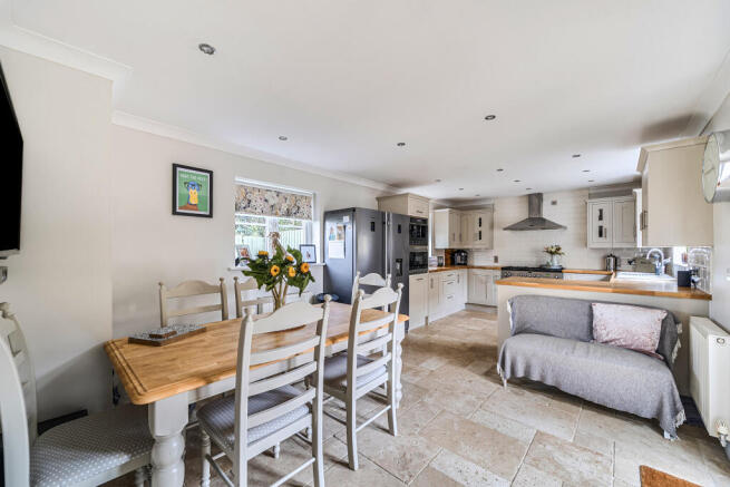 13628371168e4e91ef052d