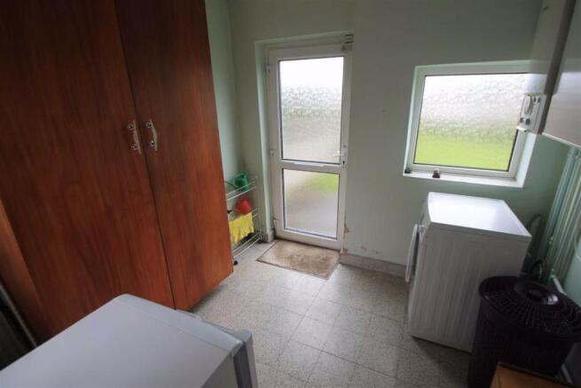 Entrance Hall/Utility Room