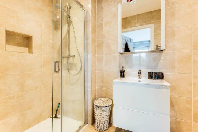 En-suite Bathroom