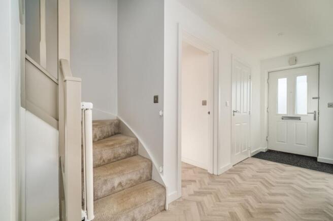 4 bed Detached for sale Image 10