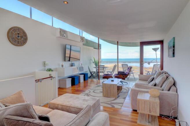 Lounge area.jpg