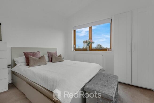 2 bed Apartment for sale Image 7