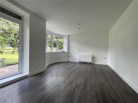Lounge / Dining Room