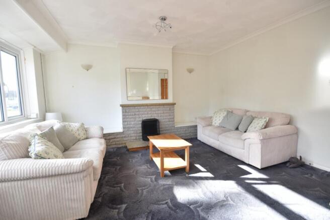 Meadowcroft Close, Horley, Surrey, RH6 photo 4