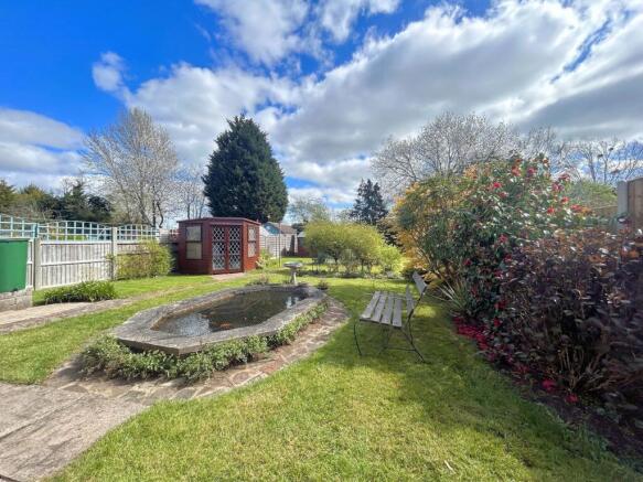 St Davids Road, Thornbury, Bristol, BS35 photo 4