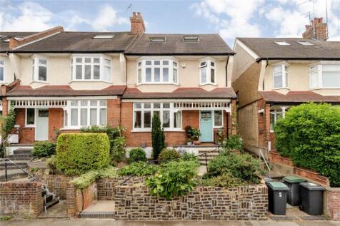 Clifton Road, London, N22