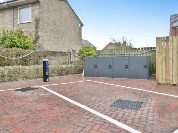 2 bed Flat to rent Image 9