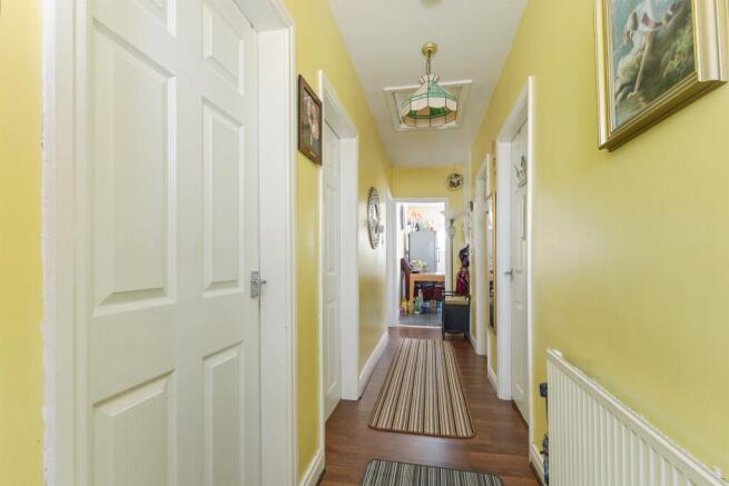3 bed Detached Bungalow for sale Image 4
