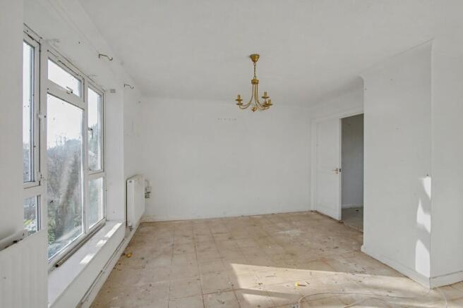 107 Halcot Avenue, Bexleyheath, Kent, DA6 7QA