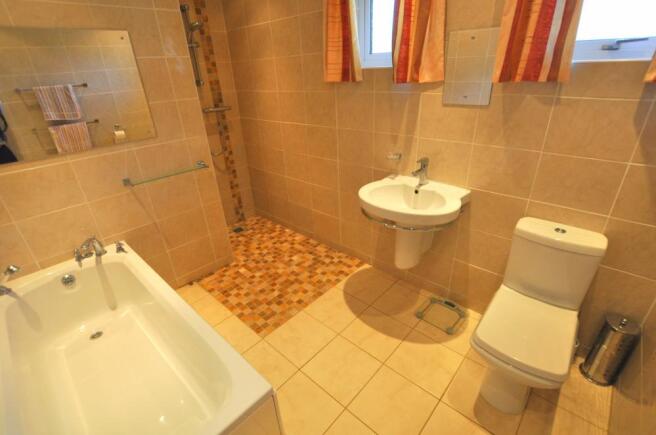 Photo 13