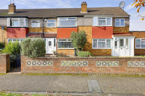 Fouracres, Enfield