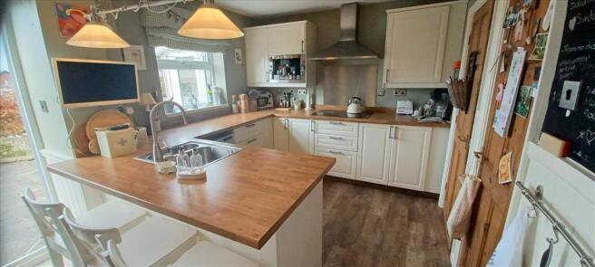 KITCHEN ADDITIONAL