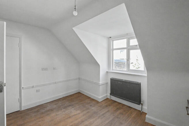 21C Emanuel Avenue, London W3 6JQ