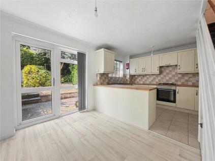 Silverspot Close, Rainham, Gillingham, Kent, ME8