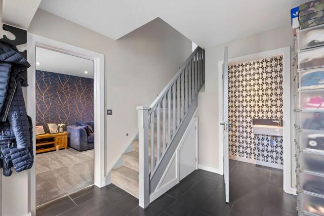 4 bed Detached for sale Image 5