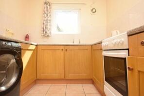 93, Headford Gardens, Sheffield S3 7XB