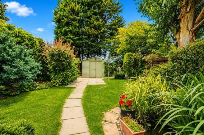 2 bed Semi-Detached for sale Image 11