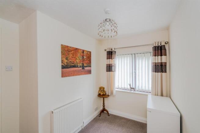 Dovedale, Cannock, WS11 5TF-12.jpg