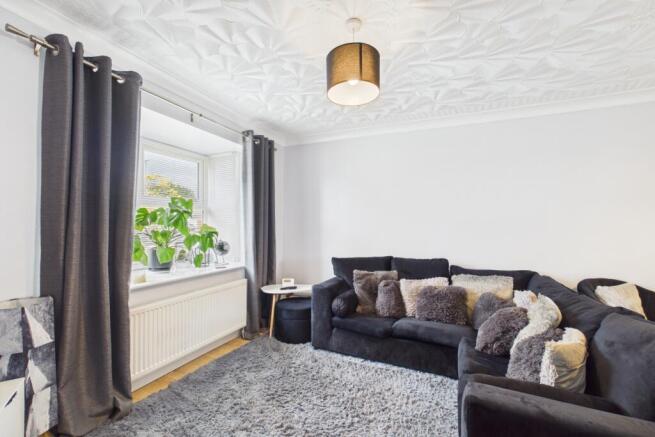 2 bed Semi-Detached for sale Image 4