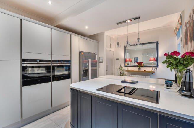 1398167-11-696908...