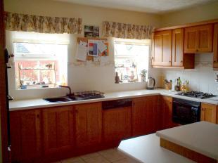 Kitchen/B'fast room
