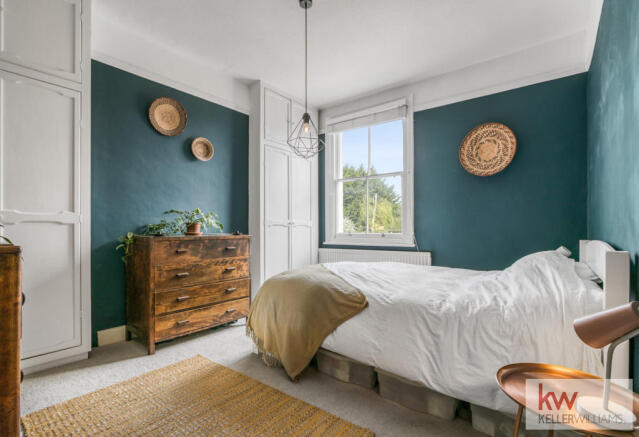 Radcliffe Road - Winchmore Hill -Bedroom entrance