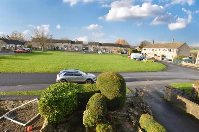3 bed Semi-Detached for sale Image 5