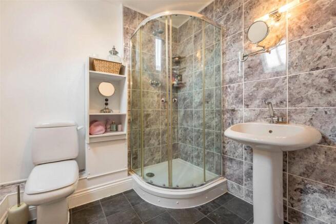 Second Ensuite