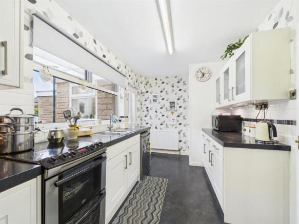 3 bed Semi-Detached for sale Image 5