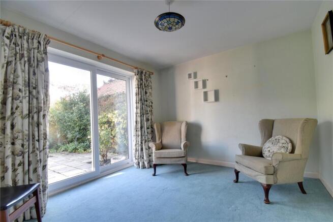3 bed Bungalow for sale Image 4