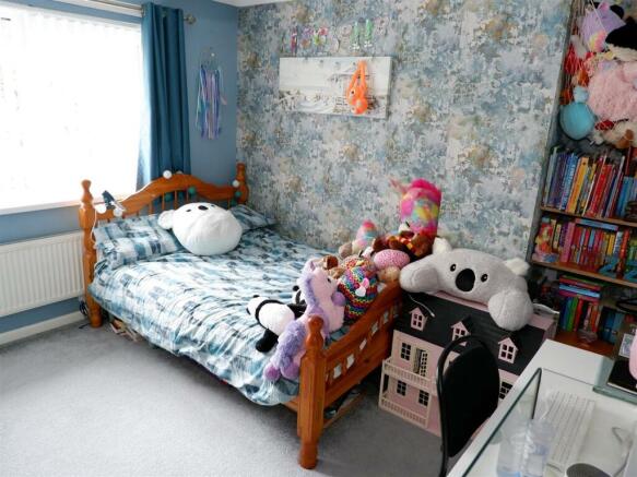 Bedroom 2: