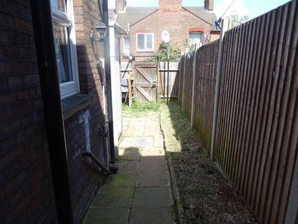 Photo 13