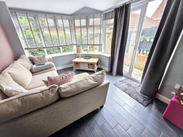 3 bed Semi-Detached for sale Image 9