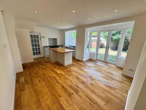 Dining kitchen