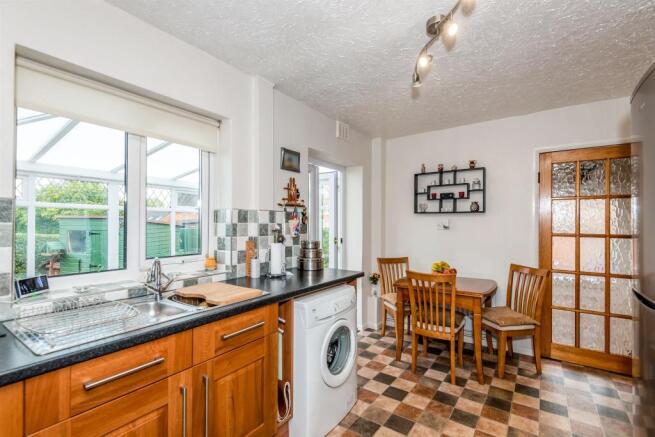 Kitchen Diner: