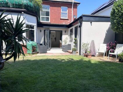 Pembroke Road, ALUM CHINE, BH4