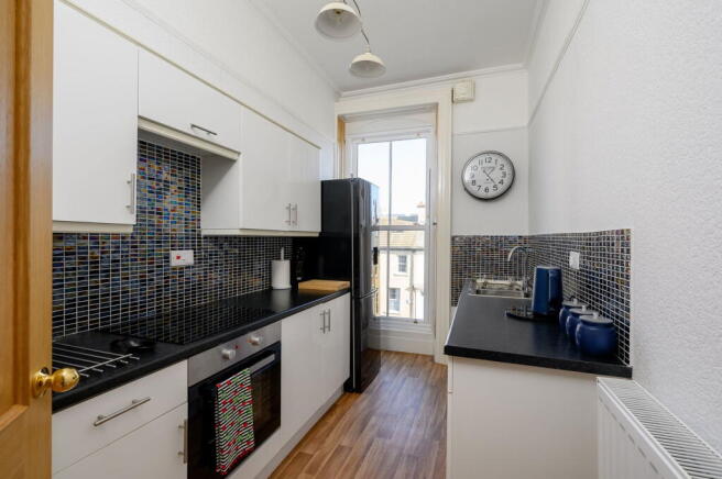 1 bed Apartment for sale Image 8