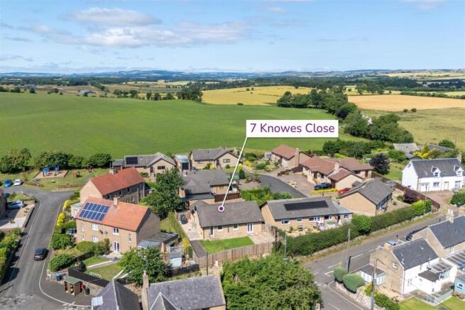 7_Knowes_Close-01.jpg
