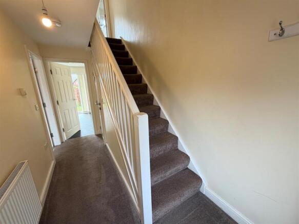 3 bed End of Terrace to rent Image 7