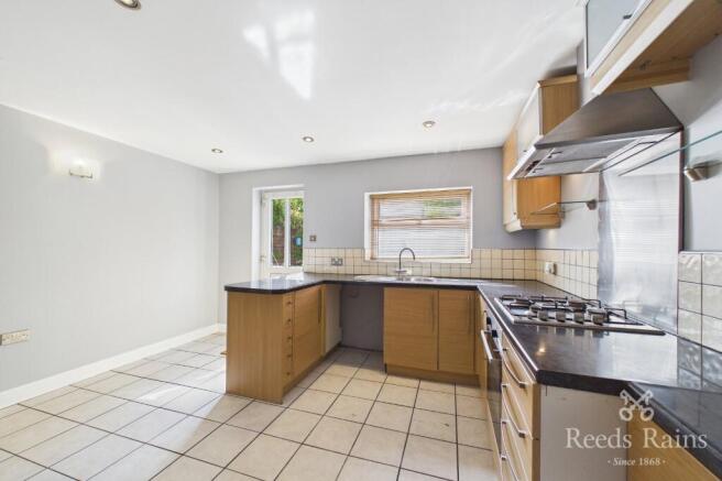 2 bed Terraced for sale Image 9