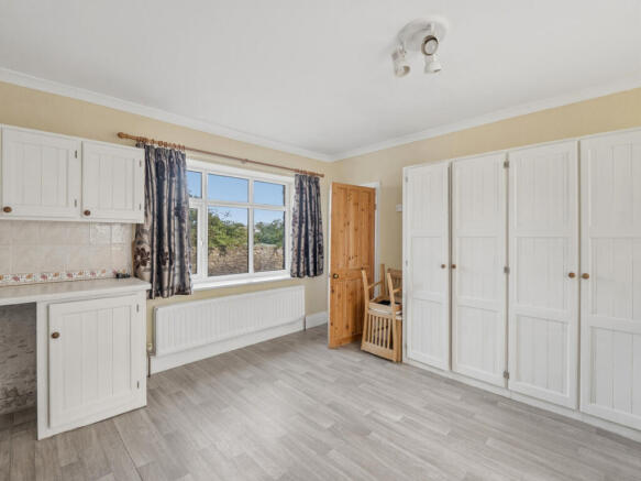 3 bed Detached for sale Image 6