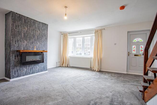3 bed Semi-Detached to rent Image 5