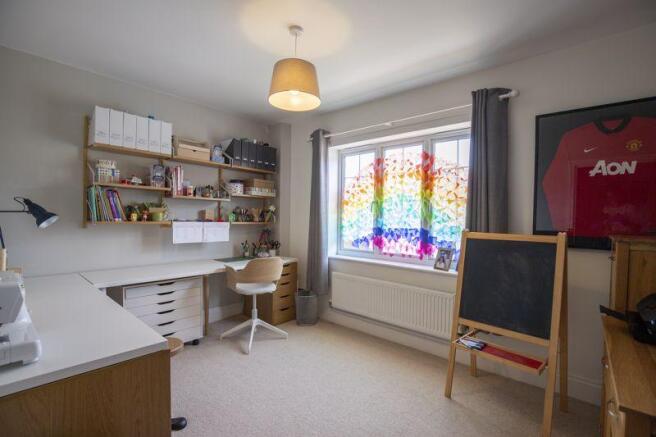 Study / Bedroom 5