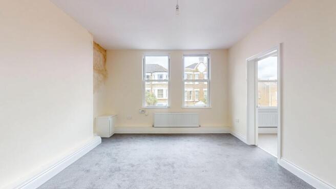 Flat B, 1 Wyndham Crescent, Tufnell Park, London, N19 5QJ