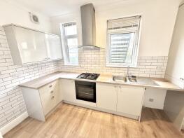 154, Fleetwood Avenue, Westcliff-on-sea SS0 9RF
