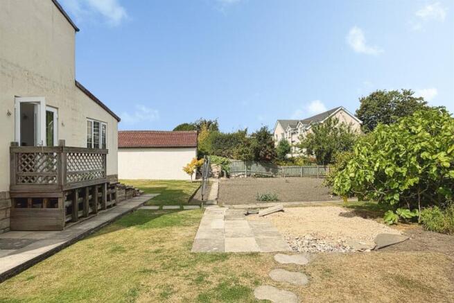 3 bed Semi-Detached for sale Image 11