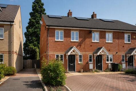 Thompson Road, Arlesey, Bedfordshire