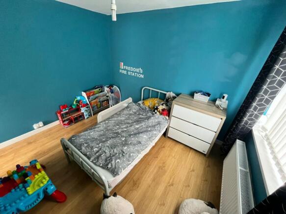Photo 12