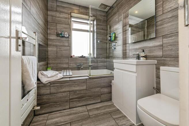 3 bed Semi-Detached for sale Image 5